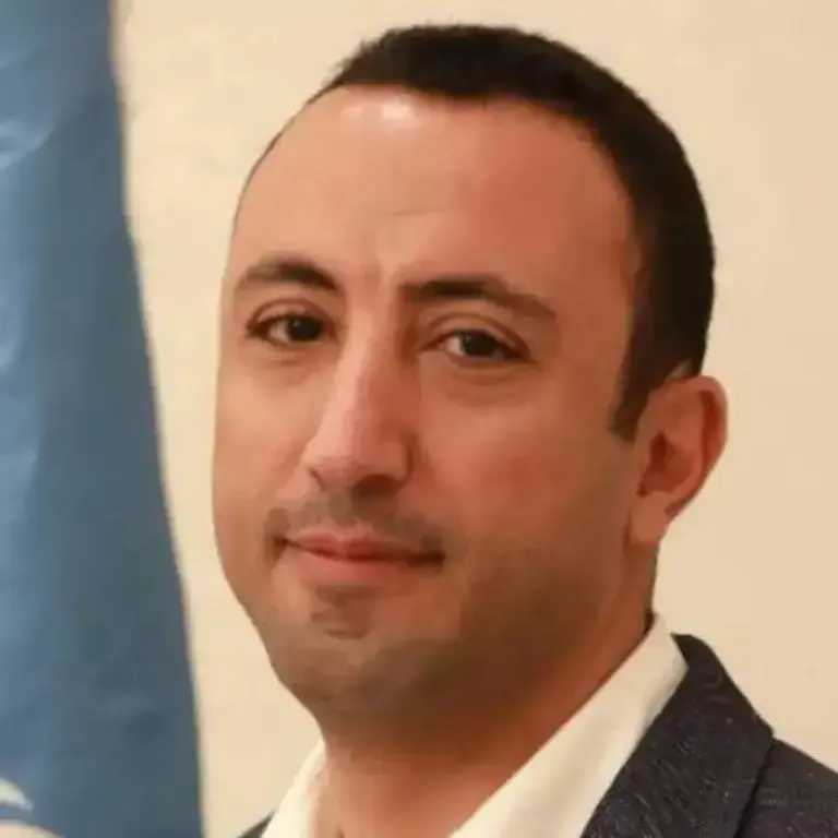 إحالة موظف أممي مختطف لدى الحوثيين إلى المحاكمة