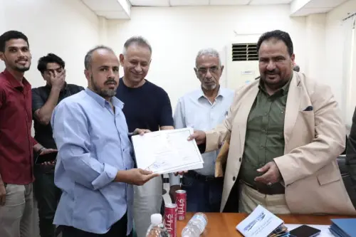 الجاوي والچريري يختتمان دورة تدريبية ويدشنان أخرى...