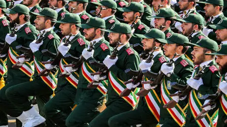 الحرس الثوري يحدد "مفتاحا" أتاح لإيران الثبات في س...