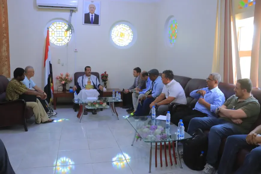 وكيل محافظة مأرب يستقبل فريقًا طبيًا للجنة الدولية...