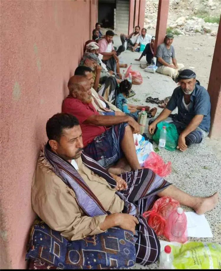 ​مجلس آباء "مدرسة الدعيس" بـ"سرار يافع" يناقش استع...