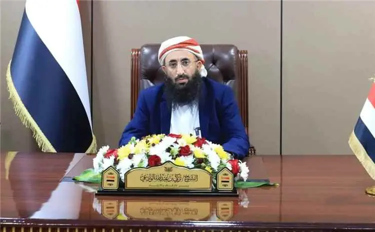 وزير الأوقاف يحذر من توظيف الحوثيين للمناسبات الدي...