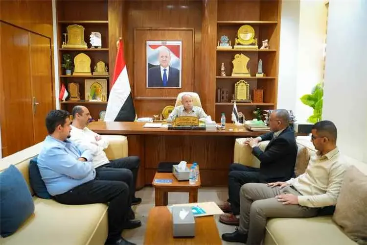 الخنبشي يطّلع على الاستعدادات لافتتاح كلية مجتمع ح...