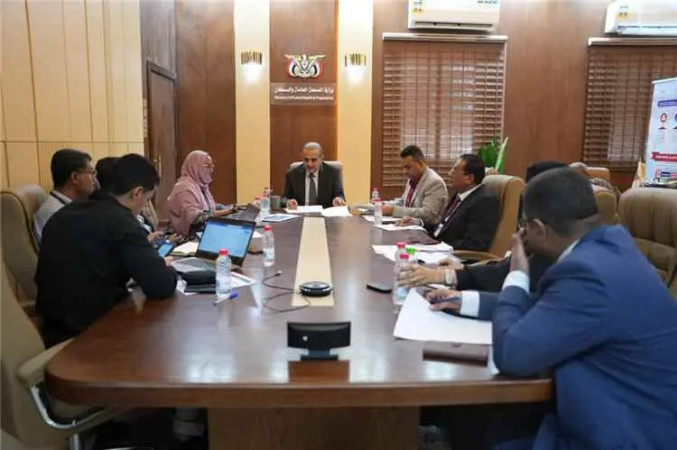 وزير الصحة يرأس اجتماعاً مشتركاً مع منظمة الصحة ال...