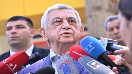 بعد سلفه كوتشاريان.. الرئيس الأرميني السابق سركسيا...
