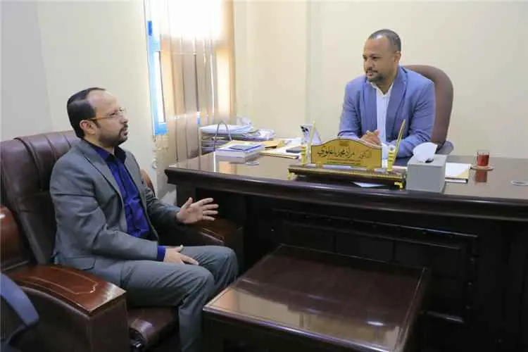 الوكيل باعلوي يبحث مع مدير الخدمة المدنية بالوادي...