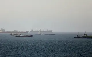 سلطنة عمان وإيران تبحثان إطاراً مرحلياً مقترحاً لإ...