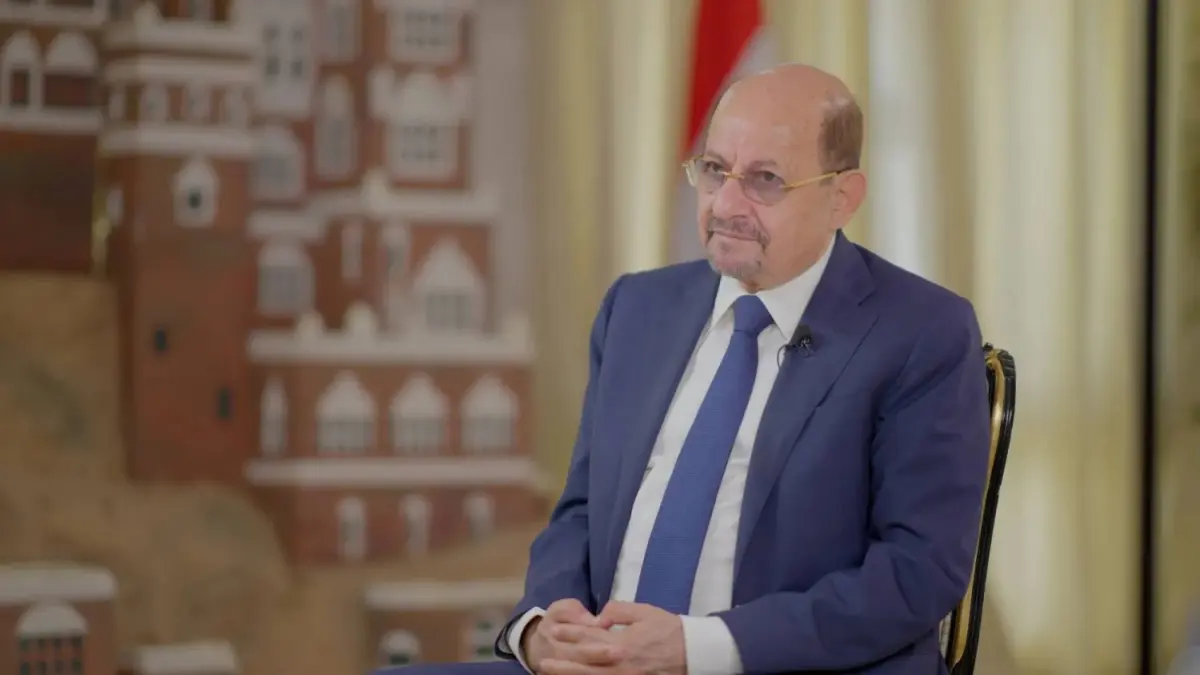 رئيس الوزراء في حوار مع "الشرق الأوسط" : اليمن لن...