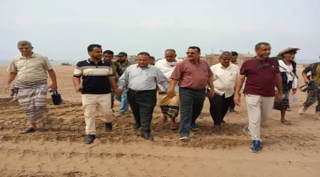 وضع حجر الأساس لمشروعي كورنيش إنماء ومركز الإنزال...