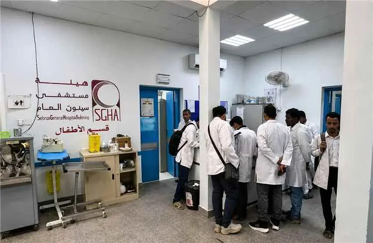 183 ممرضًا في مستشفى سيئون يتمسكون باستقالاتهم احت...