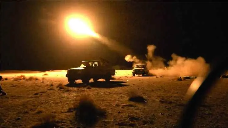 مصرع وإصابة 23 حوثيًا بنيران القوات الحكومية في تع...