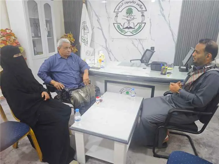 مؤتمر حضرموت الجامع يؤكد تمكين المرأة وتعزيز حضوره...