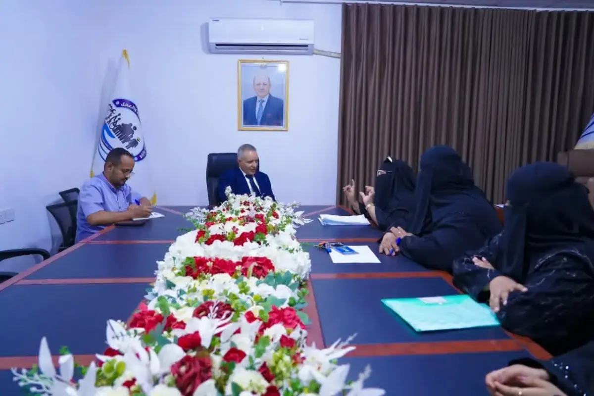 وزير الشؤون الاجتماعية والعمل يلتقي ممثلات الملتقى...