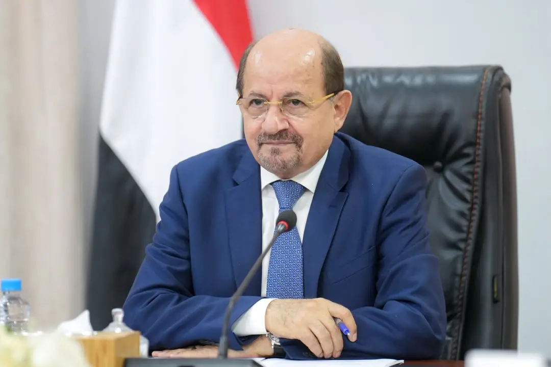 رئيس الوزراء يعقد اجتماع مع وزير الدولة البريطاني...