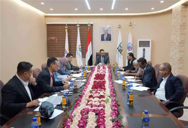 وزير الأشغال يرأس اول اجتماع لمجلس إدارة المؤسسة ا...
