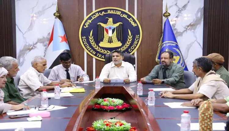 انتقالي العاصمة عدن ينظم لقاءً تشاوريًا مع رؤساء أ...