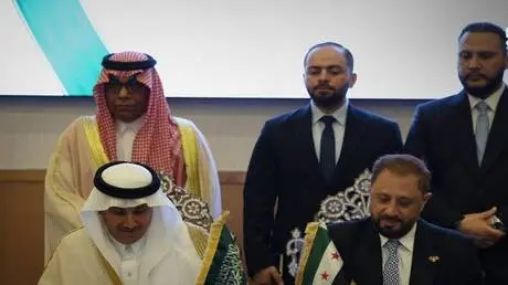 وفق مبدأ "السماء المفتوحة".. اتفاقية نقل جوي جديدة...