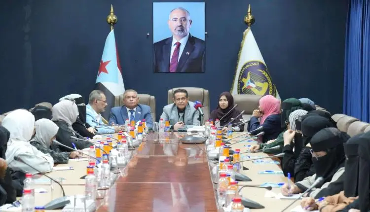 الأمانة العامة تدشن لقاءاتها بالقطاع النسوي وتؤكد:...
