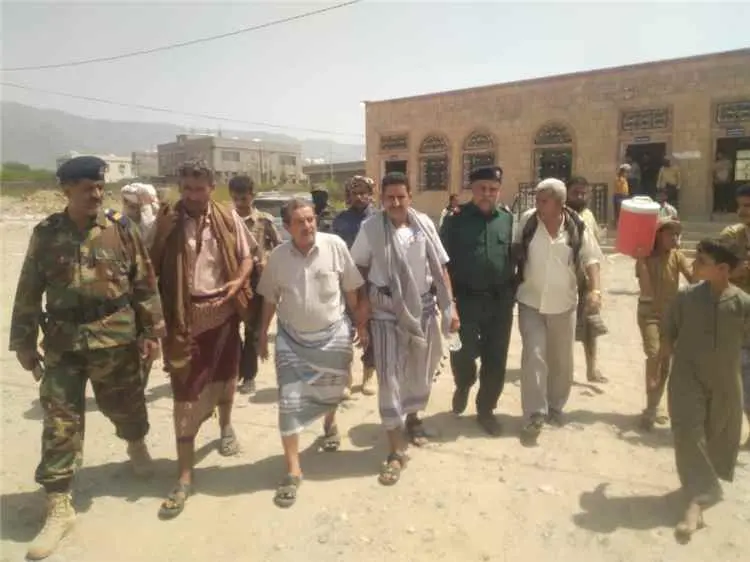 مدير عام لودر وقائد أمن المنطة يتفقدان فرع الهجرة...