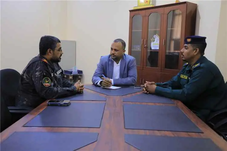 الوكيل باعلوي يبحث مع مكافحة المخدرات تعزيز جهود التوعية والوقاية لحماية الشباب بحضرموت