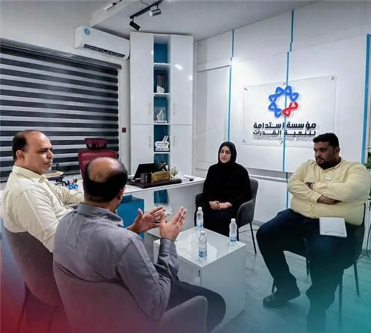 وكيل محافظة حضرموت لشؤون المرأة تزور مؤسسة استدامة...