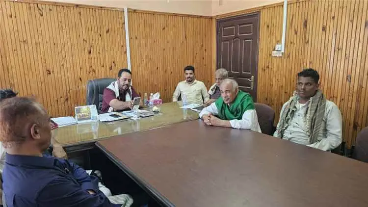 رئيس مجلس المستقبل الجنوبي بحضرموت يزور مدير عام ا...