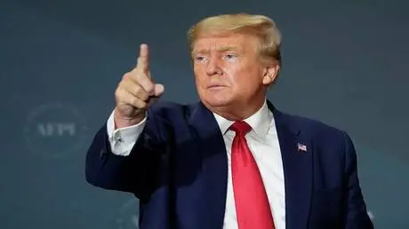 ترامب يلمح إلى إعادة تسمية المحيط الأطلسي والمحيط...
