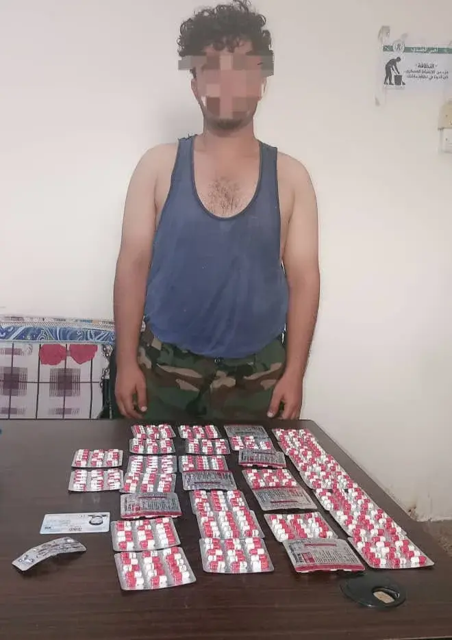قوات الأمن الوطني في لحج تضبط 450 قرصًا من بريجابا...