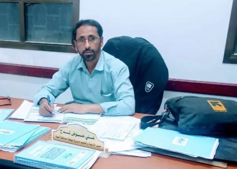 مدير تربية ميفعة شبوة يهنئ الطلاب والطالبات بمناسب...