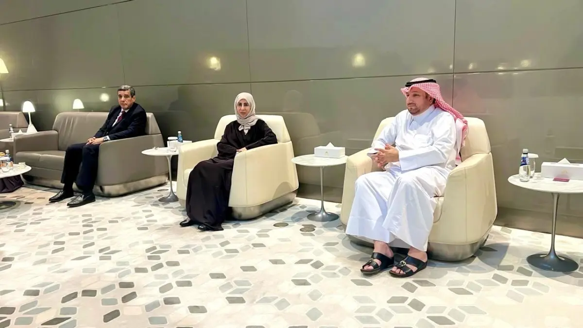 وزيرة الخارجية تصل الدوحة في ثاني محطات جولتها الخ...
