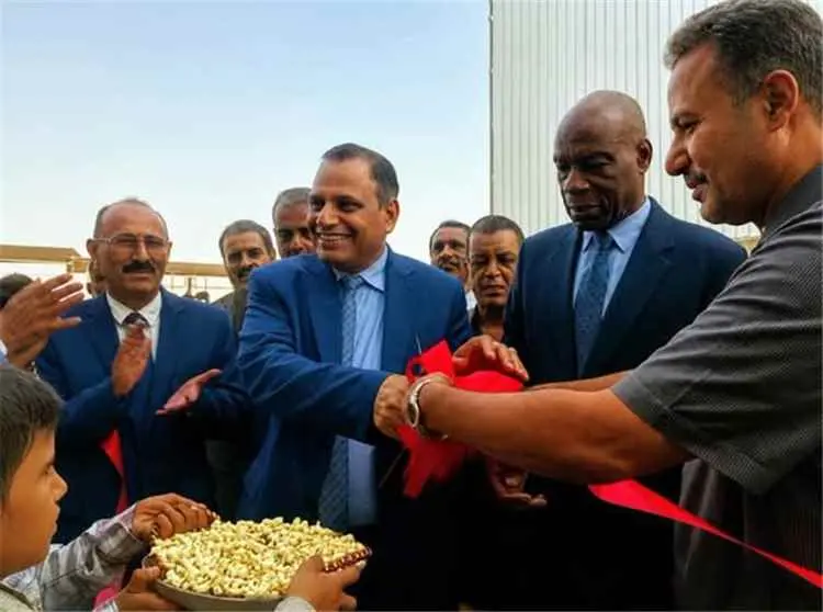 افتتاح مصنع لإنتاج الأعلاف الحيوانية وتفقد عدد من...