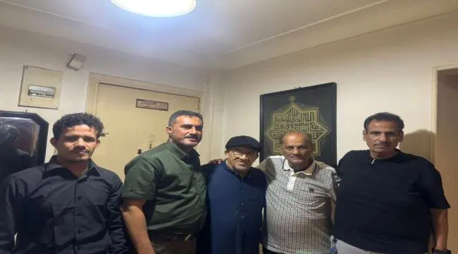 قيادات من أبين تلتقي محمد علي أحمد في القاهرة وتبحث أوضاع الجنوب والمعيشة