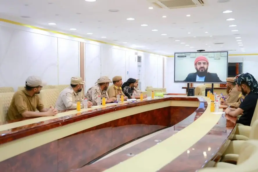 المحرّمي يوجه برفع الجاهزية في جبهات الضالع ويأمر...