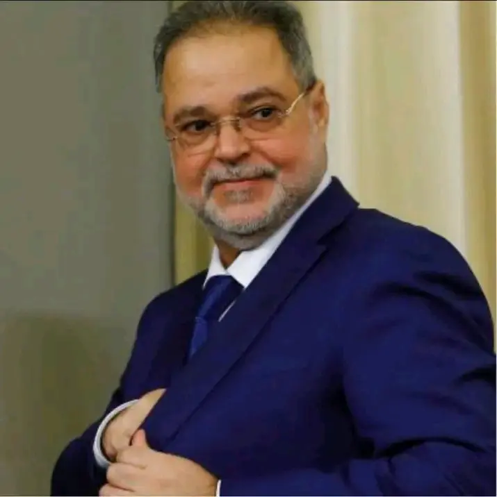 مستشار رئاسي يكشف: مسؤولون وسياسيون يفشون أسرار ال...