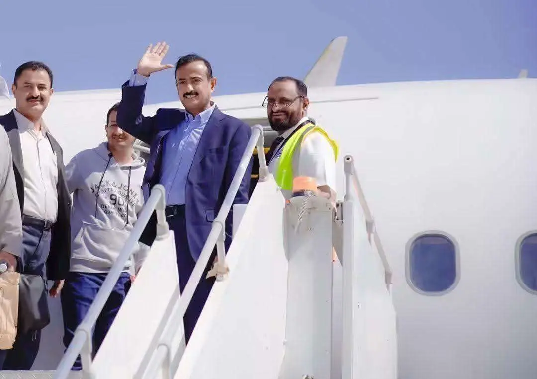 عاجل المحافظ بن الوزير يغادر شبوة إلى السعودية في...