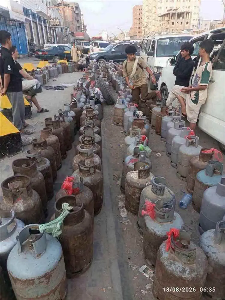 الأحد.. توزيع 7200 أسطوانة غاز منزلي على خمس مديريات في عدن