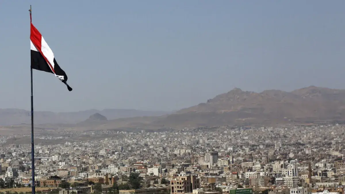 فجوة كبيرة بين مستحقات المتقاعدين وما يحصلون عليه في صنعاء