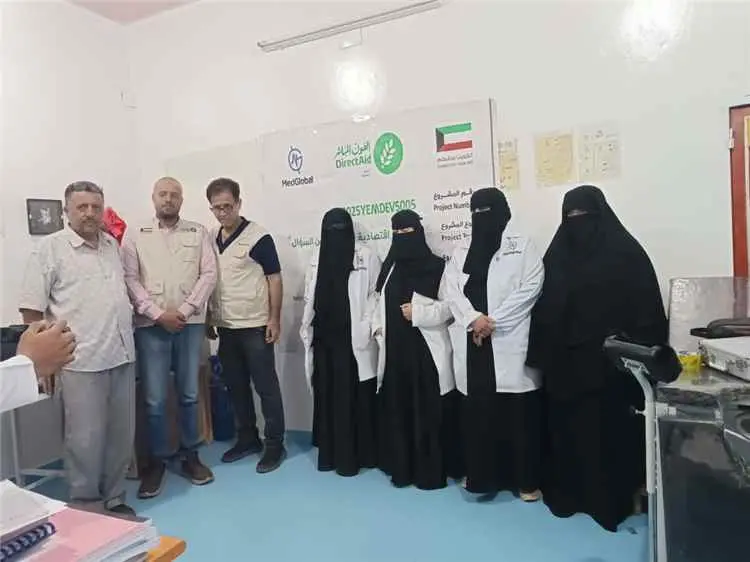 مكتب الصحة بمديرية المفلحي يتسلم معدات طبية وجهاز...
