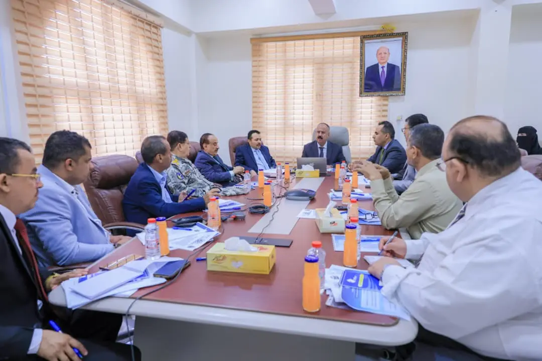وزير النقل يتراس اجتماعاً موسعاً لمناقشة اوضاع الهيئة واحتياجاتها