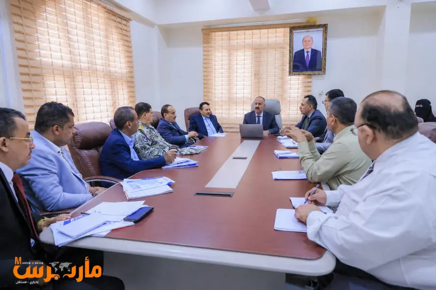 وزير النقل يعلن توجهاً حكومياً لمعالجة اختلالات ال...
