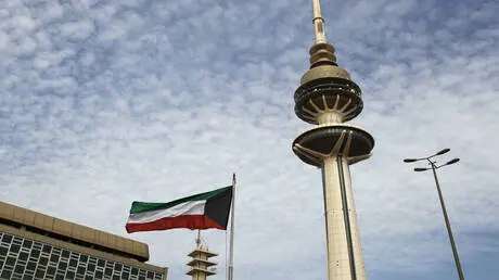 الكويت تسمح بتعيين غير الكويتيين المسحوبة جنسيتهم...