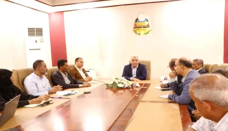 الحكومة تقر بالخطأ بشأن الطالبة السورية.. ويتم اعت...