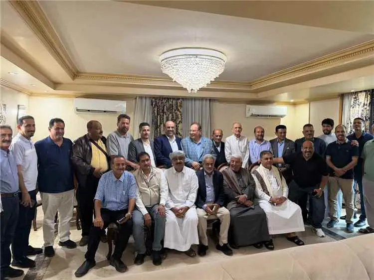 لقاء جنوبي هام على هامش مأدبة غداء أقامها الشيخ العيسي للميسري بالعاصمة المصرية القاهرة