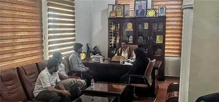 وكيل شؤون الشباب بالمهرة يلتقي قيادة الجمعية التعا...