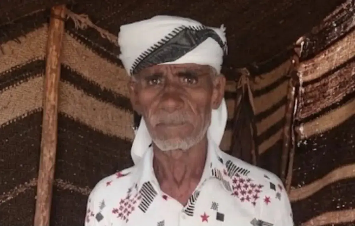 وفاة مسن بعد 3 أيام من اختطافه وتعذيبه في سجون الح...