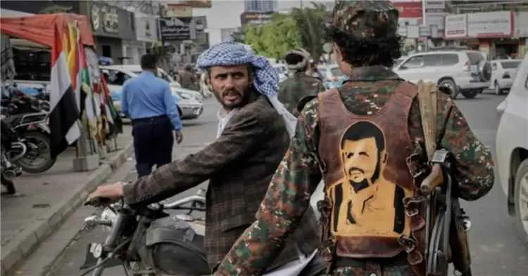 ضغوط حوثية على عائلات وقبائل المقاتلين مع الجيش ال...