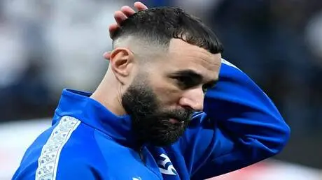 لماذا فكر كريم بنزيما في الاعتزال بعد صدمة الهلال...