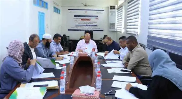 مجلس إدارة صندوق تنمية المهارات بعدن يبحث تعزيز كف...