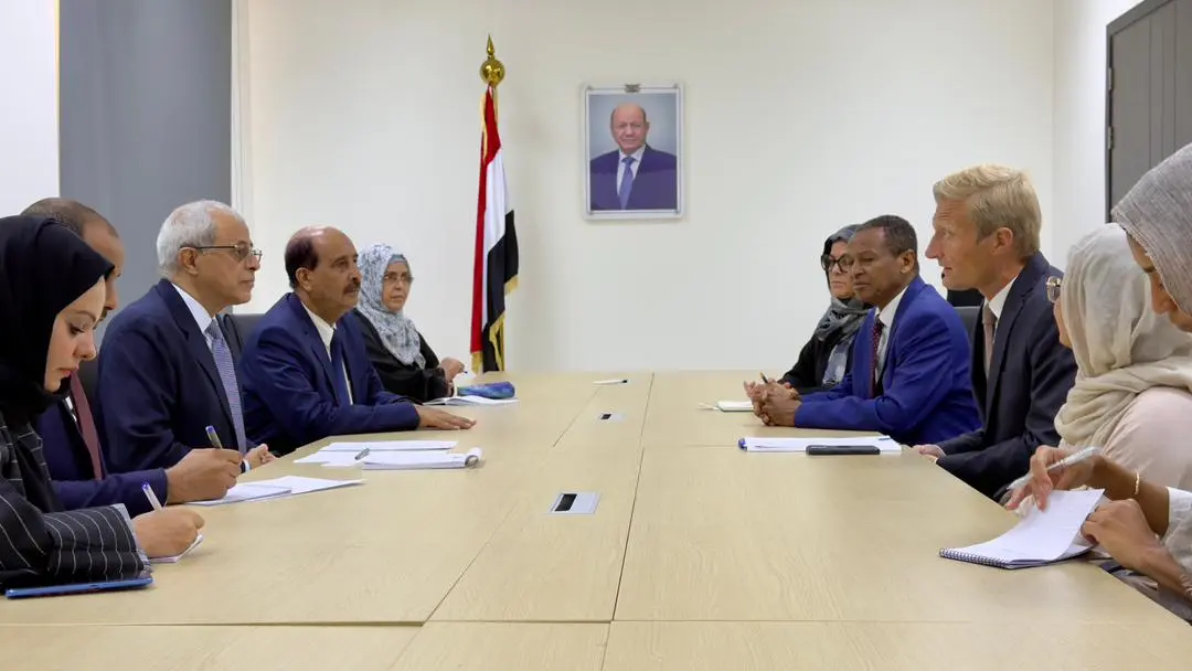 نائب وزير الخارجية يبحث مع برنامج الأغذية العالمي...