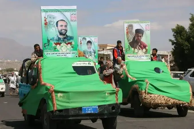 خلال يومين.. الحوثيون يعلنون مقتل 12 من عناصرهم بي...